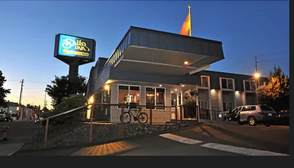 Motel District Hotel By Oyo Portland Convention Center