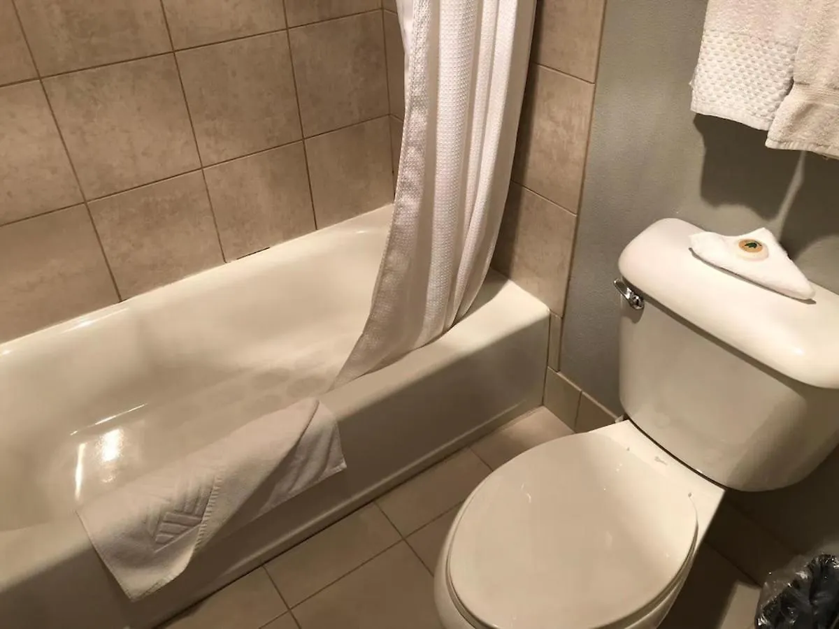 District Hotel By Oyo Portland Convention Center 3*,  United States