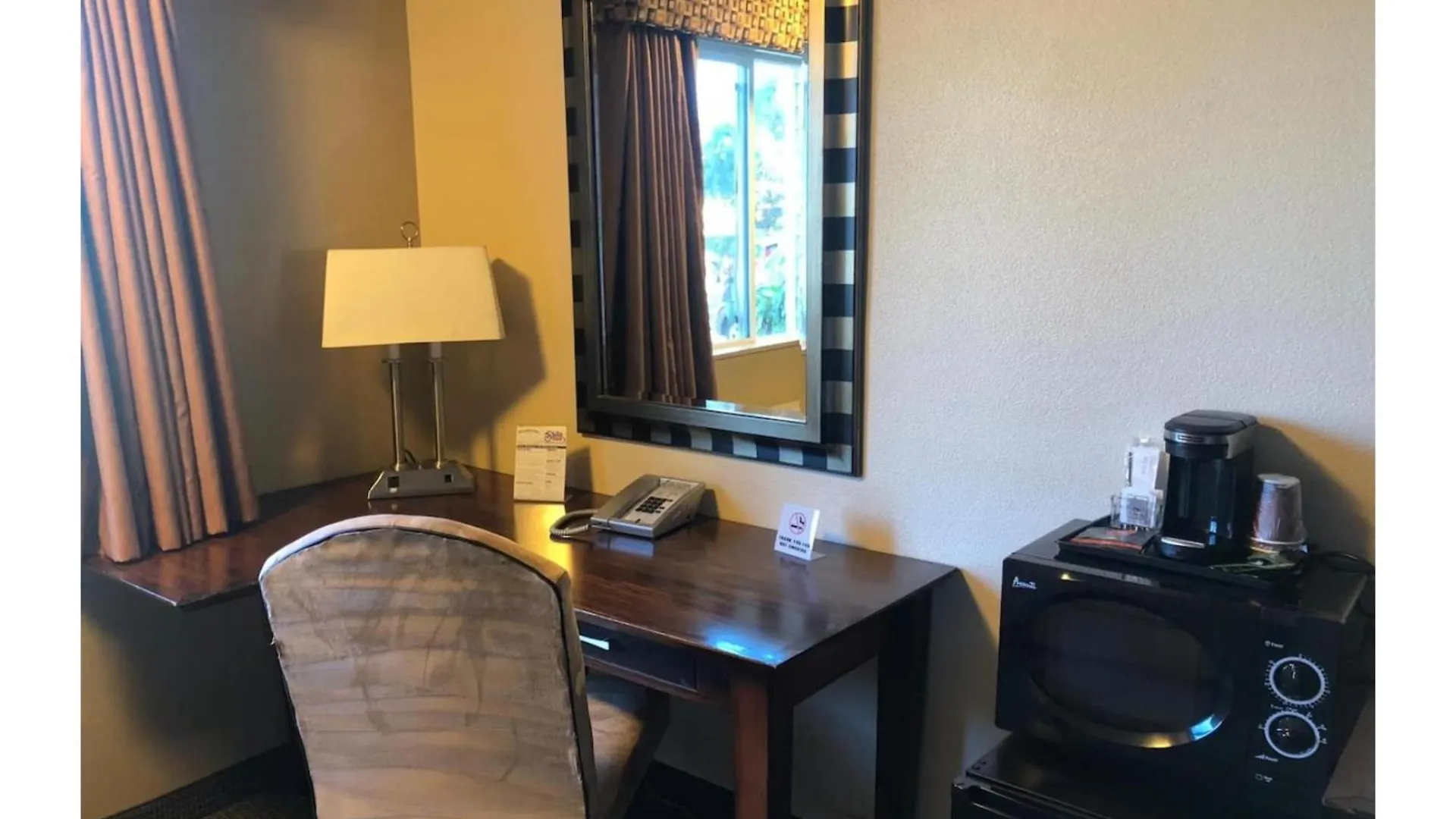 *** Motel District Hotel By Oyo Portland Convention Center United States
