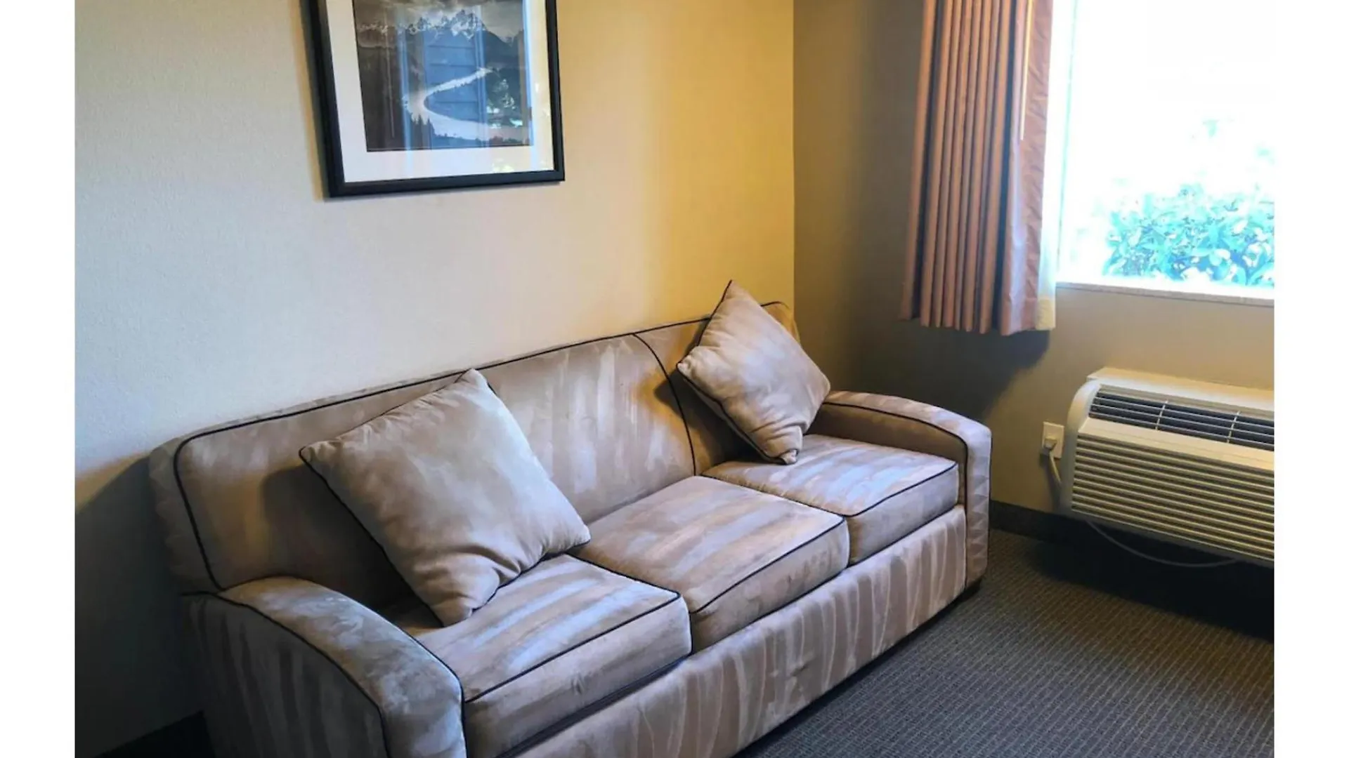 District Hotel By Oyo Portland Convention Center