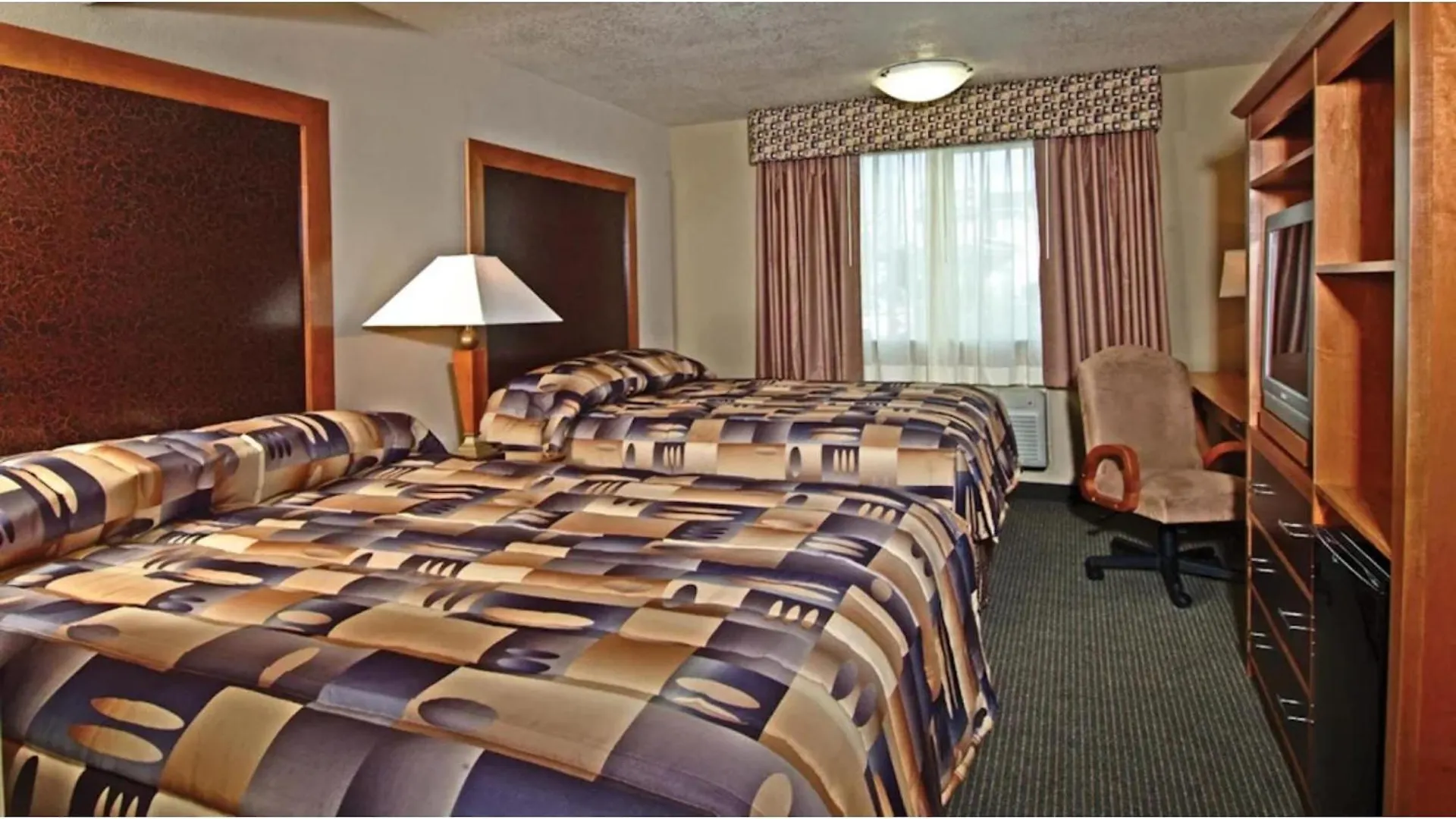 Motel District Hotel By Oyo Portland Convention Center