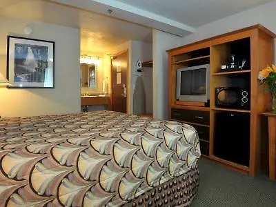 District Hotel By Oyo Portland Convention Center 3*,