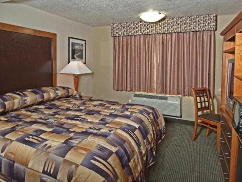 District Hotel By Oyo Portland Convention Center Motel