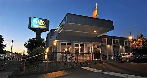 Motel District Hotel By Oyo Portland Convention Center